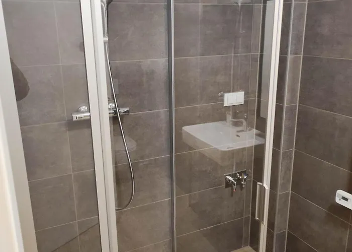 Exklusives Gegenueber Der Uno-city Und Kaiserwasser Apartmán